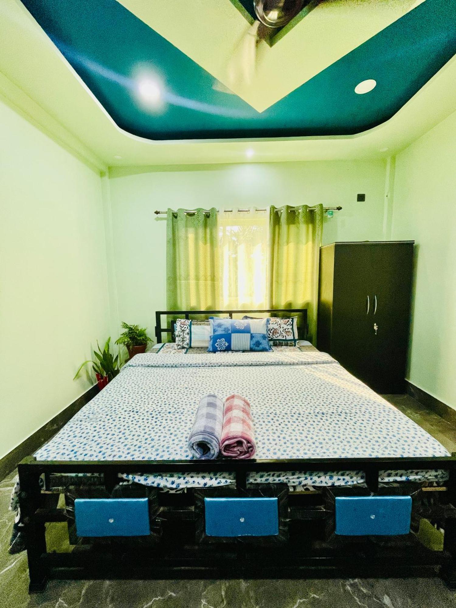 Deka'S Homestay Tezpur Luaran gambar