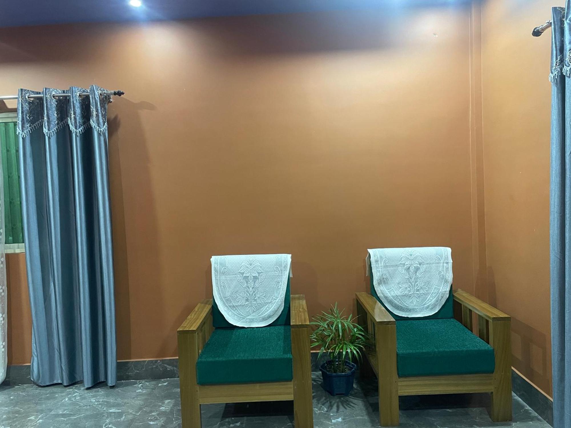 Deka'S Homestay Tezpur Luaran gambar